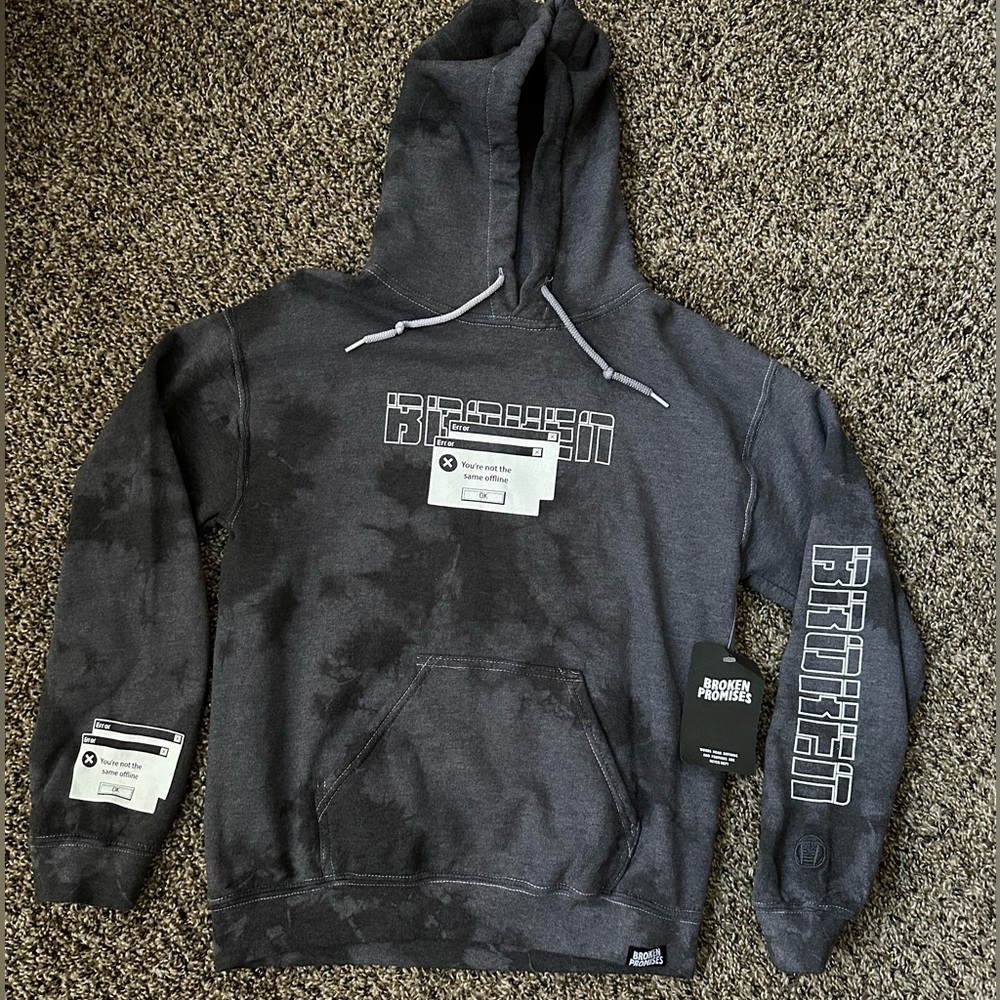 NWT - Rare - Broken Promises - You're not the same offline - hoodie